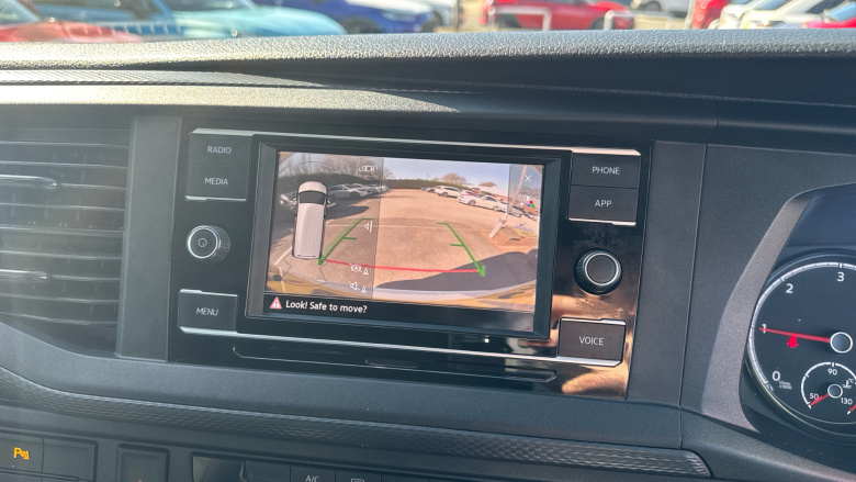 Volkswagen Transporter T32 Swb Diesel 2.0 TDI 110 Highline Kombi Van